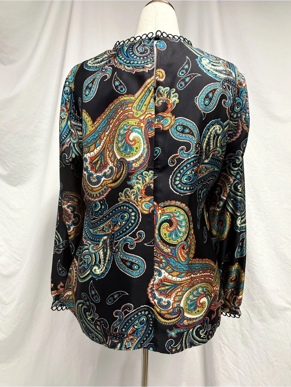 J. Crew 100% Black Paisley-Print Long Sleeve Blouse Scallop Trim